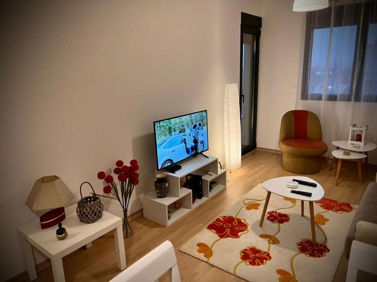 Flower And Love Flat Next To Centar Of Podgorica Exterior photo