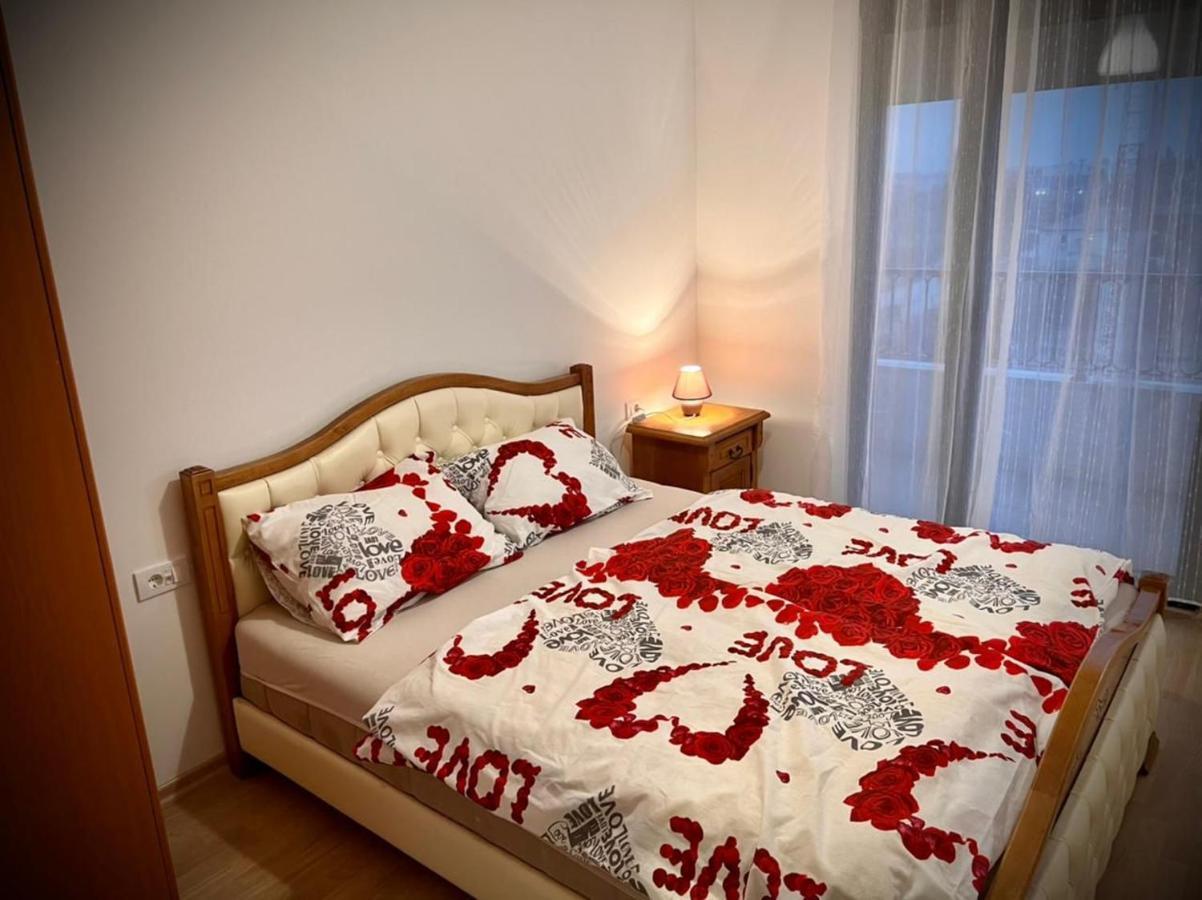 Flower And Love Flat Next To Centar Of Podgorica Exterior photo